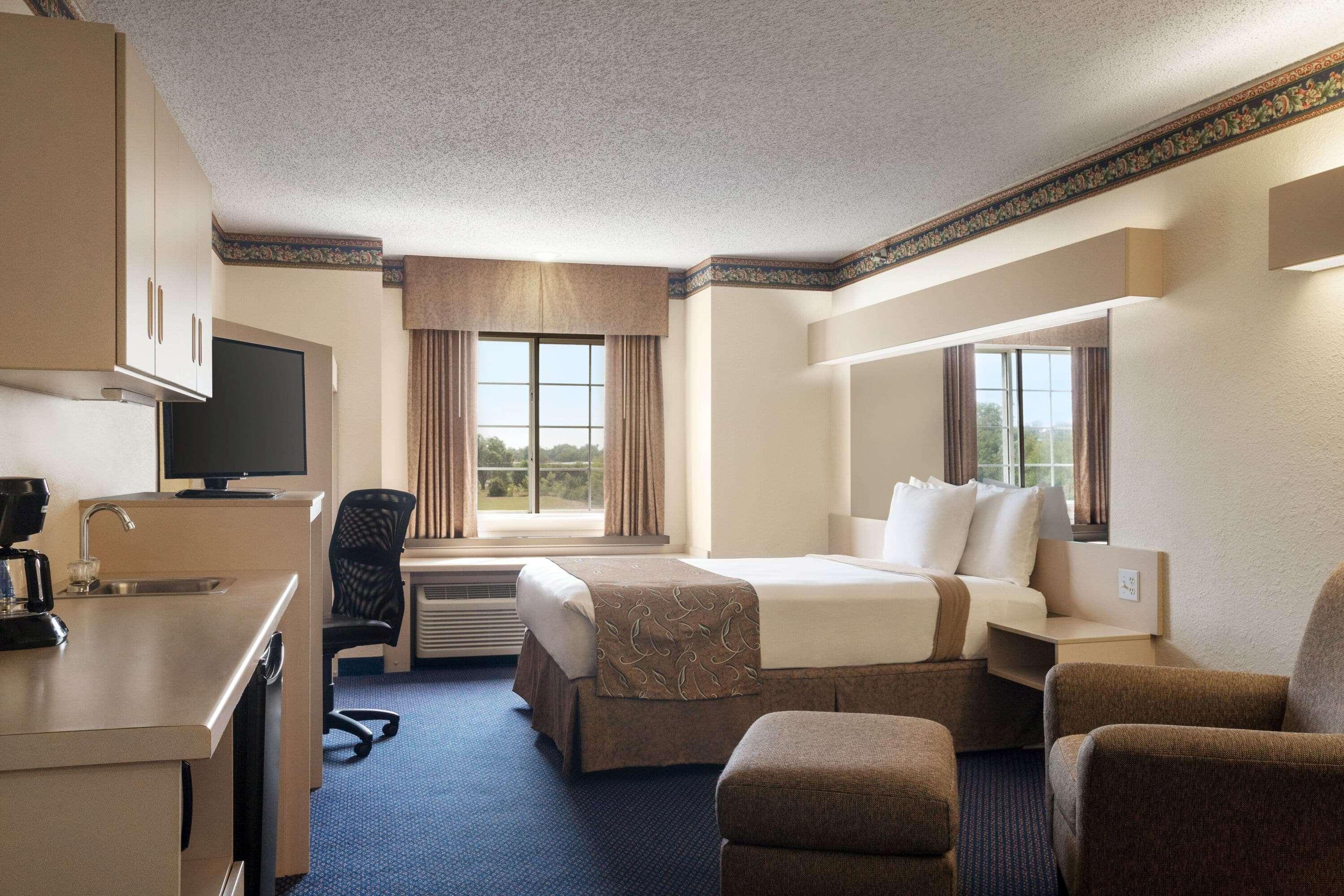 Travelodge By Wyndham Fort Scott מראה חיצוני תמונה